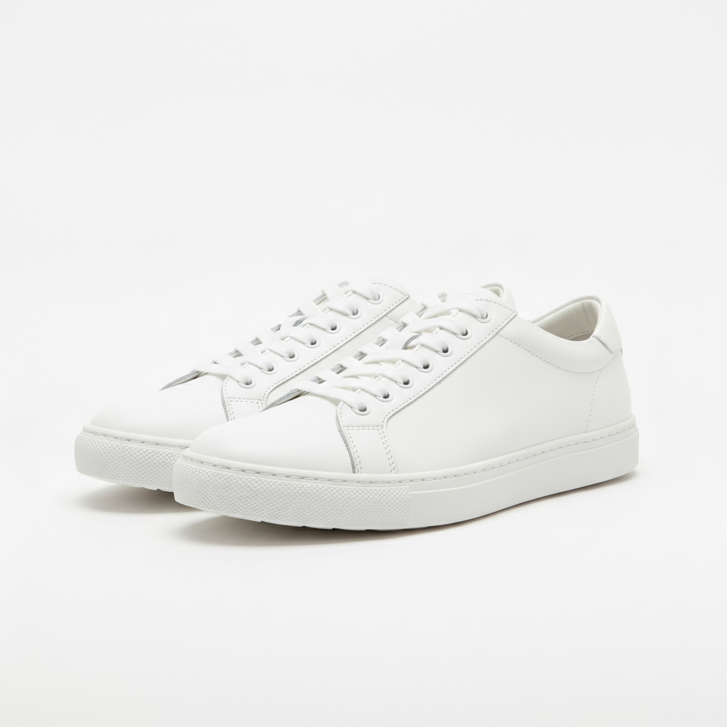White background sneaker listing photo made with an AI image generator for e-commerce